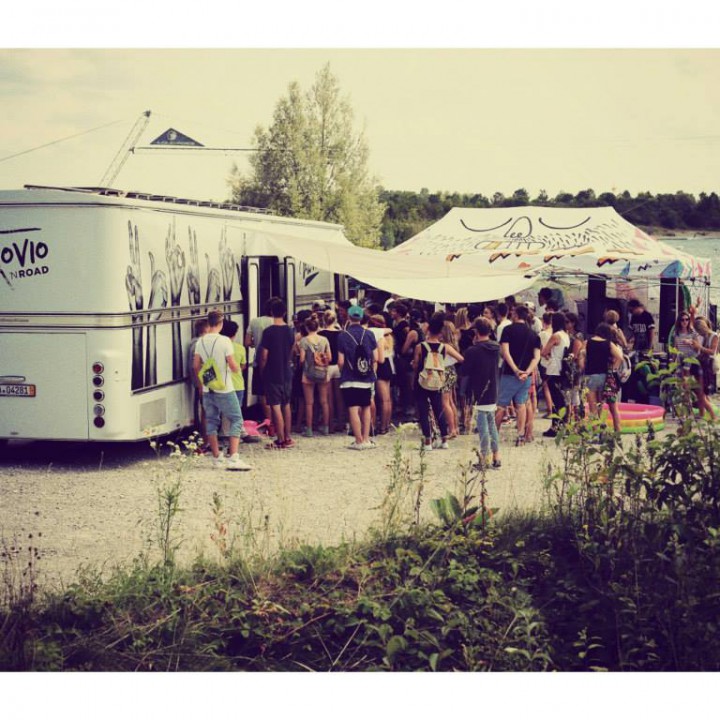 POP UP VAN TOUR 2014